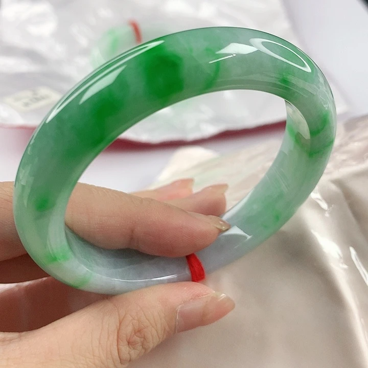 未镶嵌手镯翡翠，872