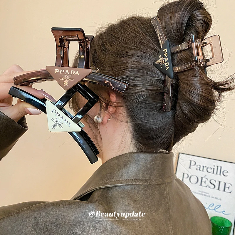 定制款！适合发量多 三角形字母发夹抓夹气质高级洋气百搭