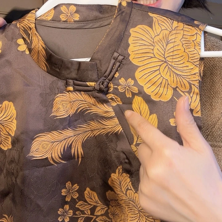 马甲中码孤品去拍