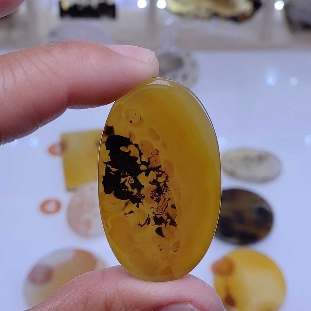 玛瑙/玉髓未镶嵌珠宝半成品