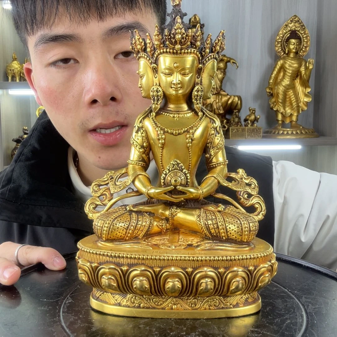 故***白的造型和造型都很精美很