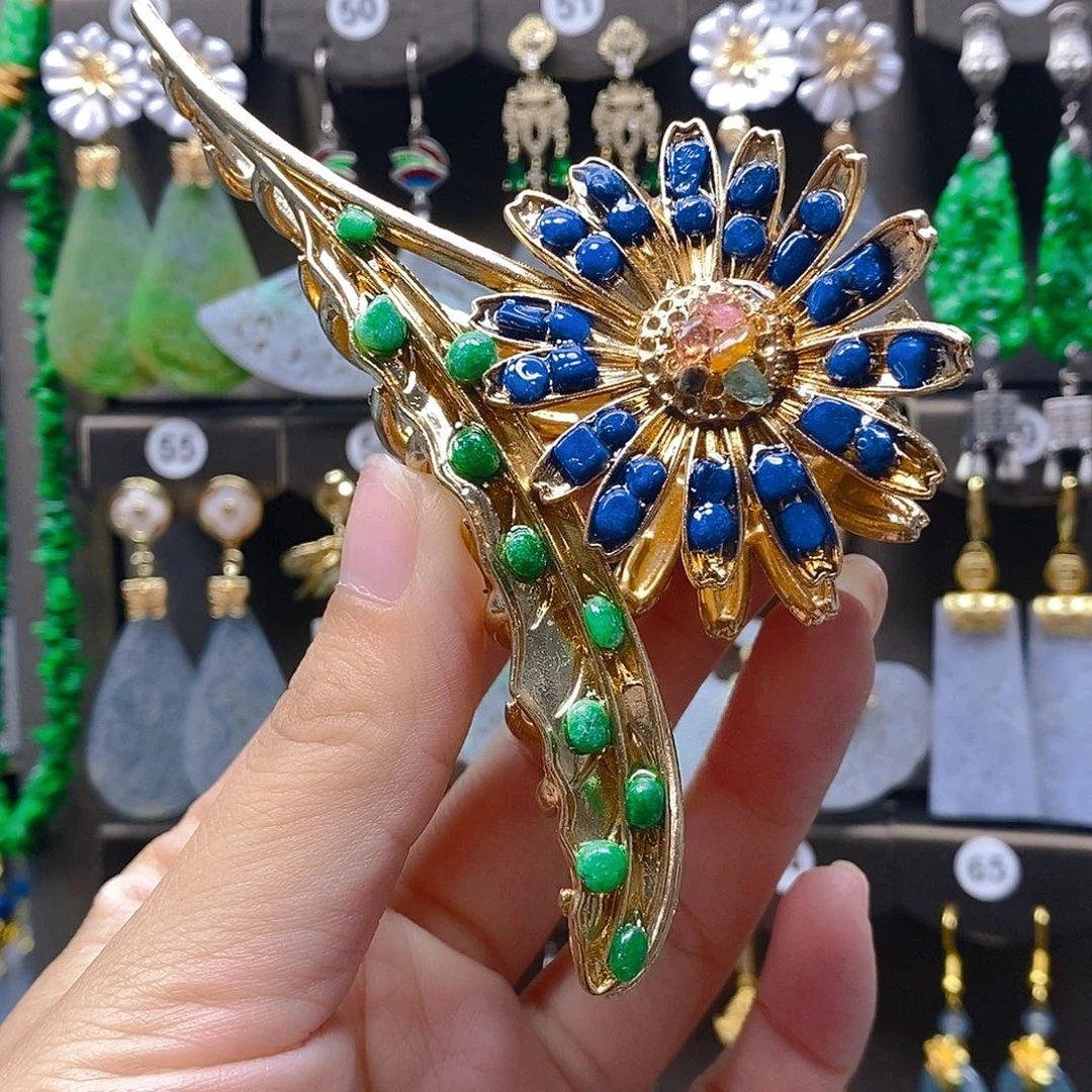 未镶嵌翡翠耳饰翡翠