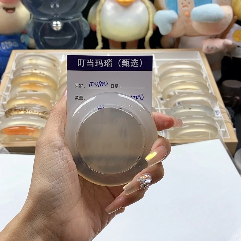 【闪购商品】玛瑙/玉髓手镯未镶嵌m****o