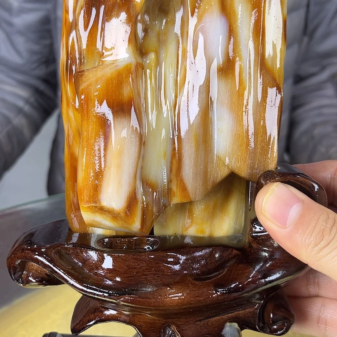 硅化玉未镶嵌珠宝奇石