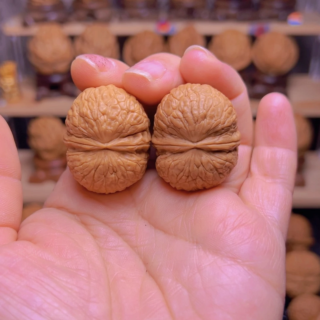 吊坠文玩核桃58w红皮元宝34尺