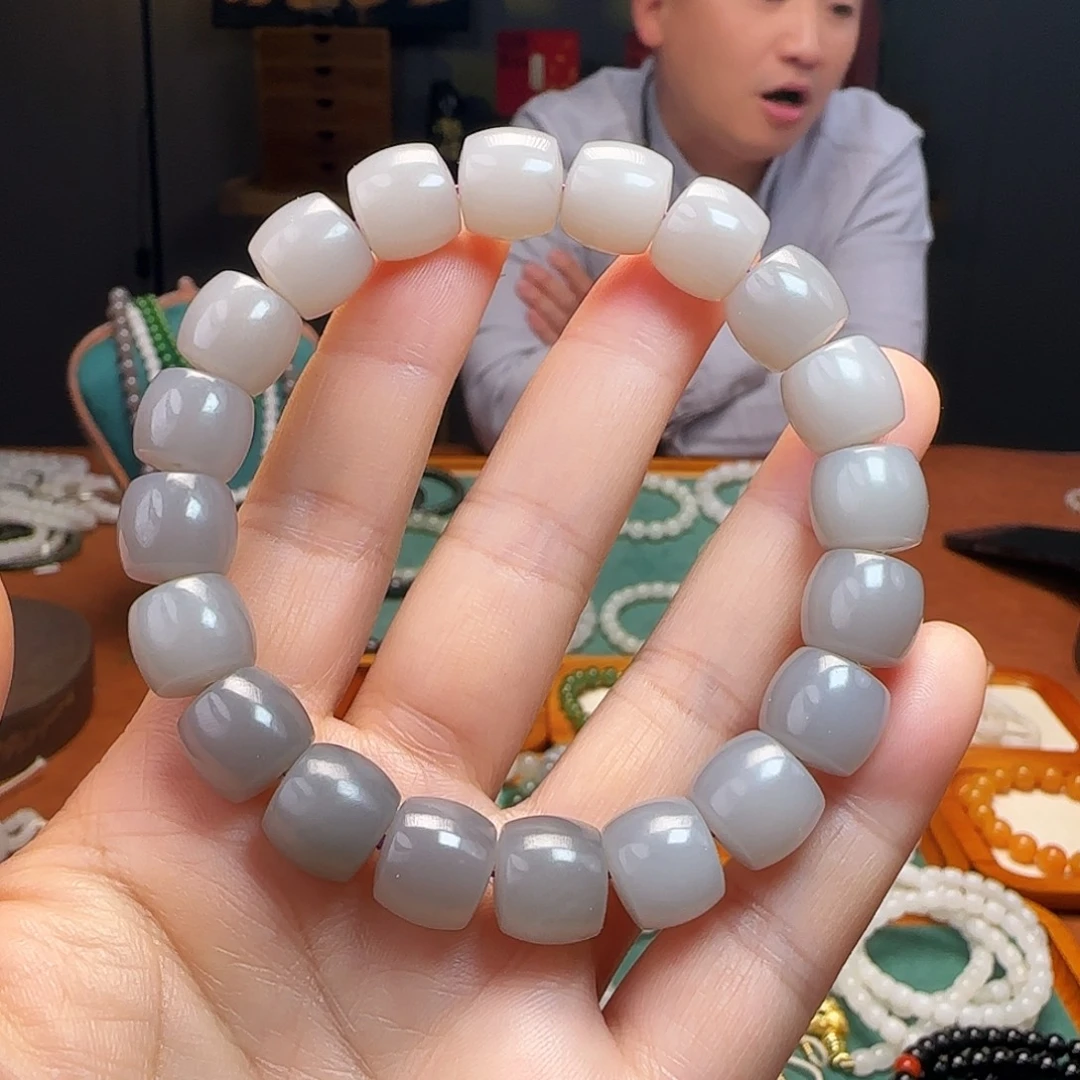 和田玉未镶嵌手链