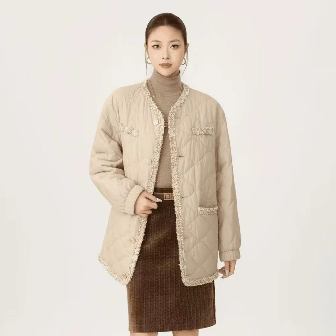 AMASS/阿玛施冬季松弛感精致毛边小香风优雅百搭棉服外套女540040