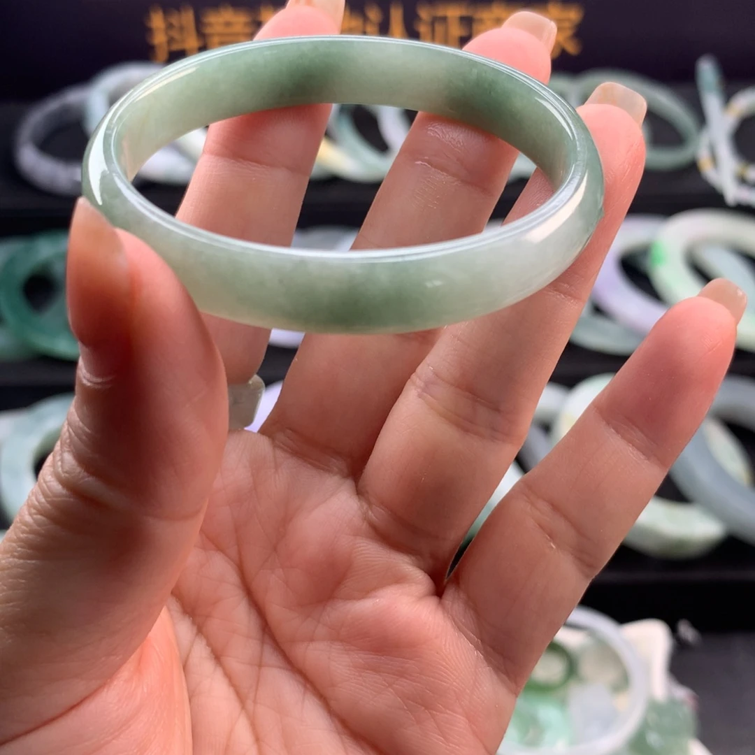【闪购商品】定制翡翠手镯定制不退换抛光52未镶嵌