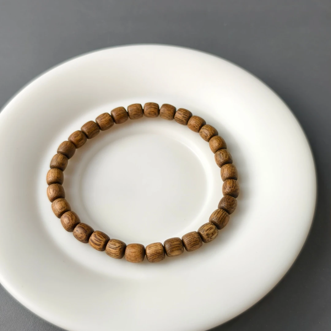 约5.5-6mm印尼加里曼丹老型珠沉香手串