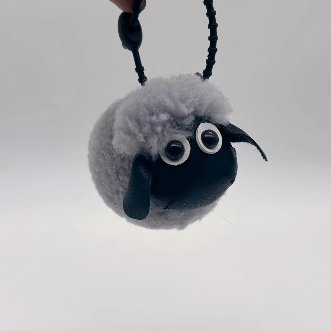 小羊肖恩钥匙挂件