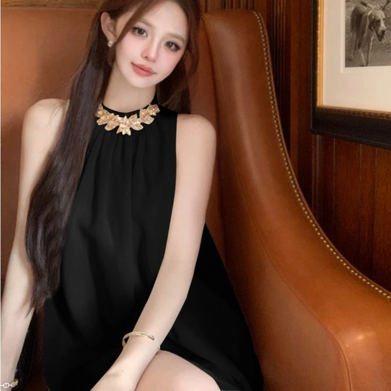 重工钉钻链无袖挂脖圆领上衣女夏季小众高级感黑色气质宽松雪纺衫