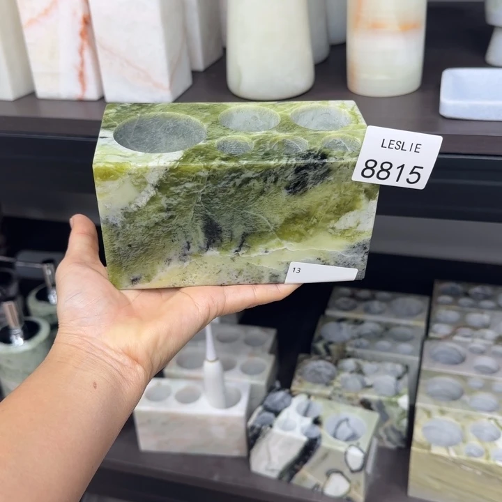 8815。。。。。。。折扣