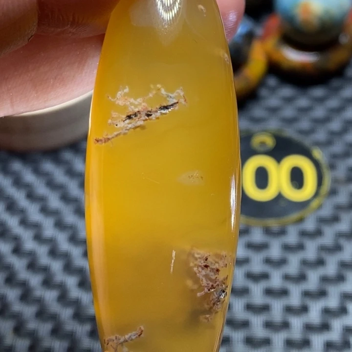 大***1玛瑙/玉髓未镶嵌颈饰