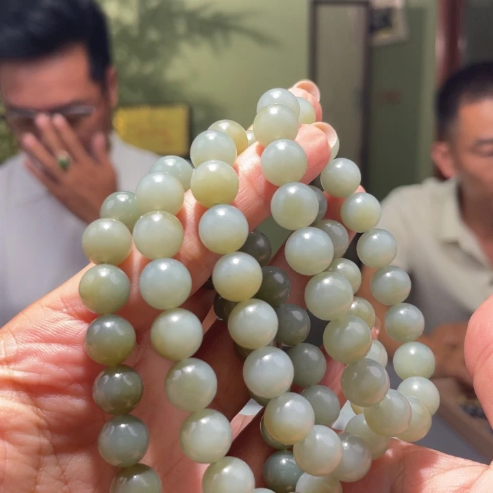 和田玉未镶嵌颈饰多样性发货，发其一