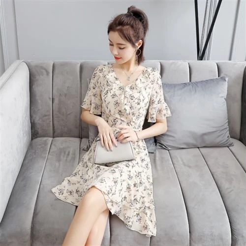 小个子雪纺碎花连衣裙女中长款2025年夏季新款气质减龄显瘦裙子潮