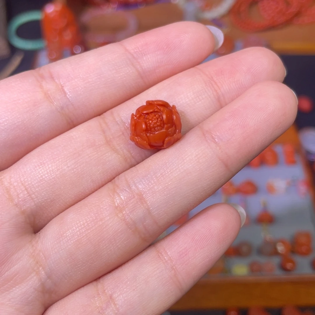 南红玛瑙牡丹花卡11未镶嵌