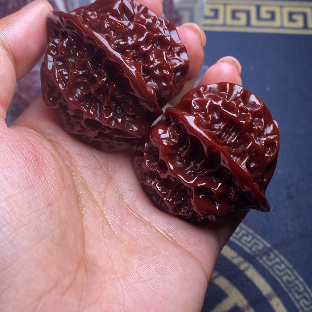 文玩核桃吊坠帝王47