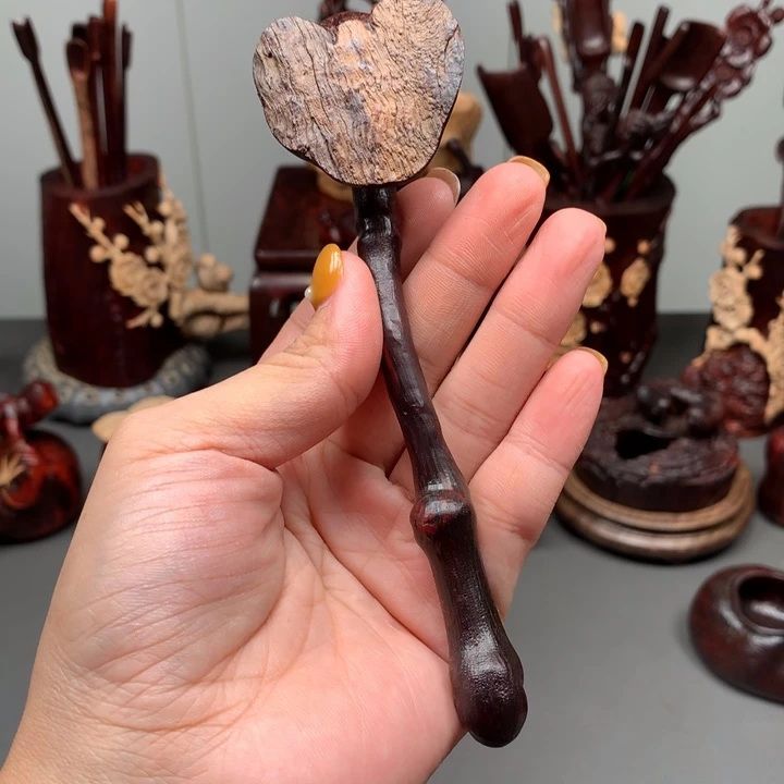 若***居檀香紫檀（小叶紫檀）