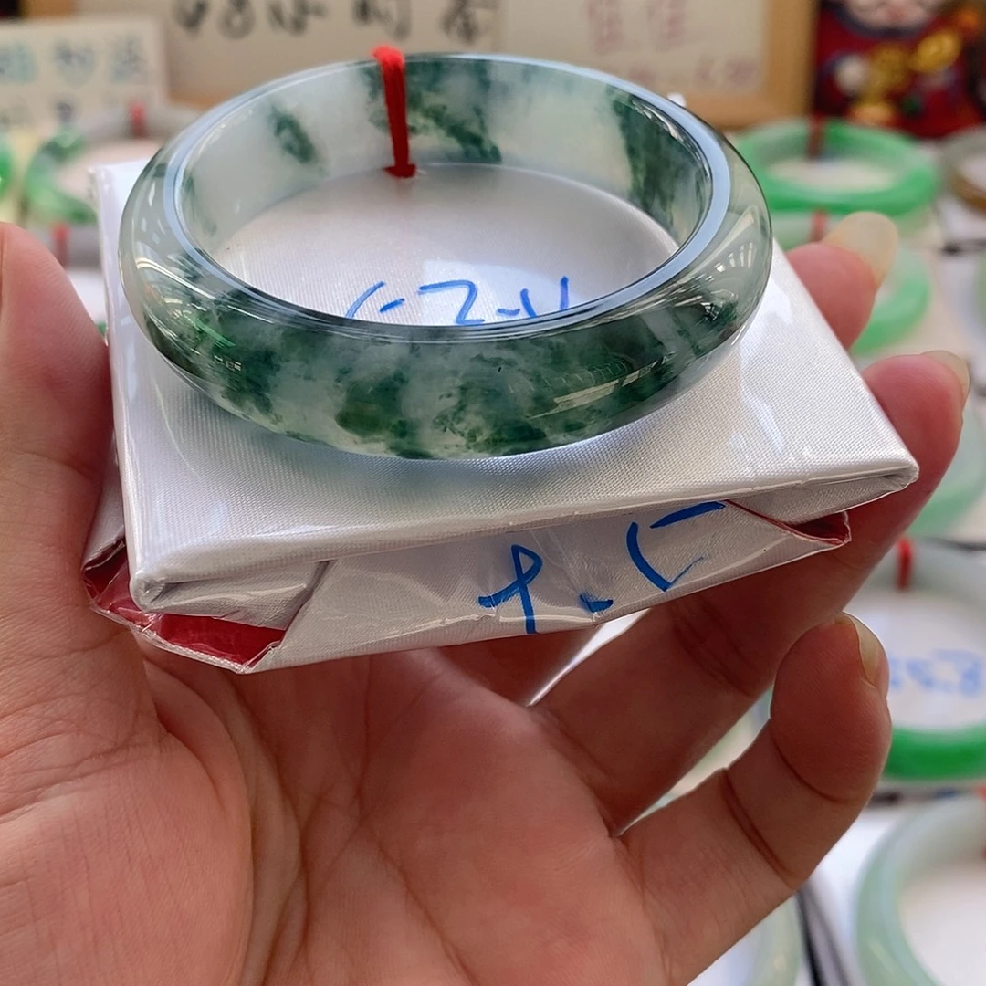 翡翠未镶嵌手镯20号