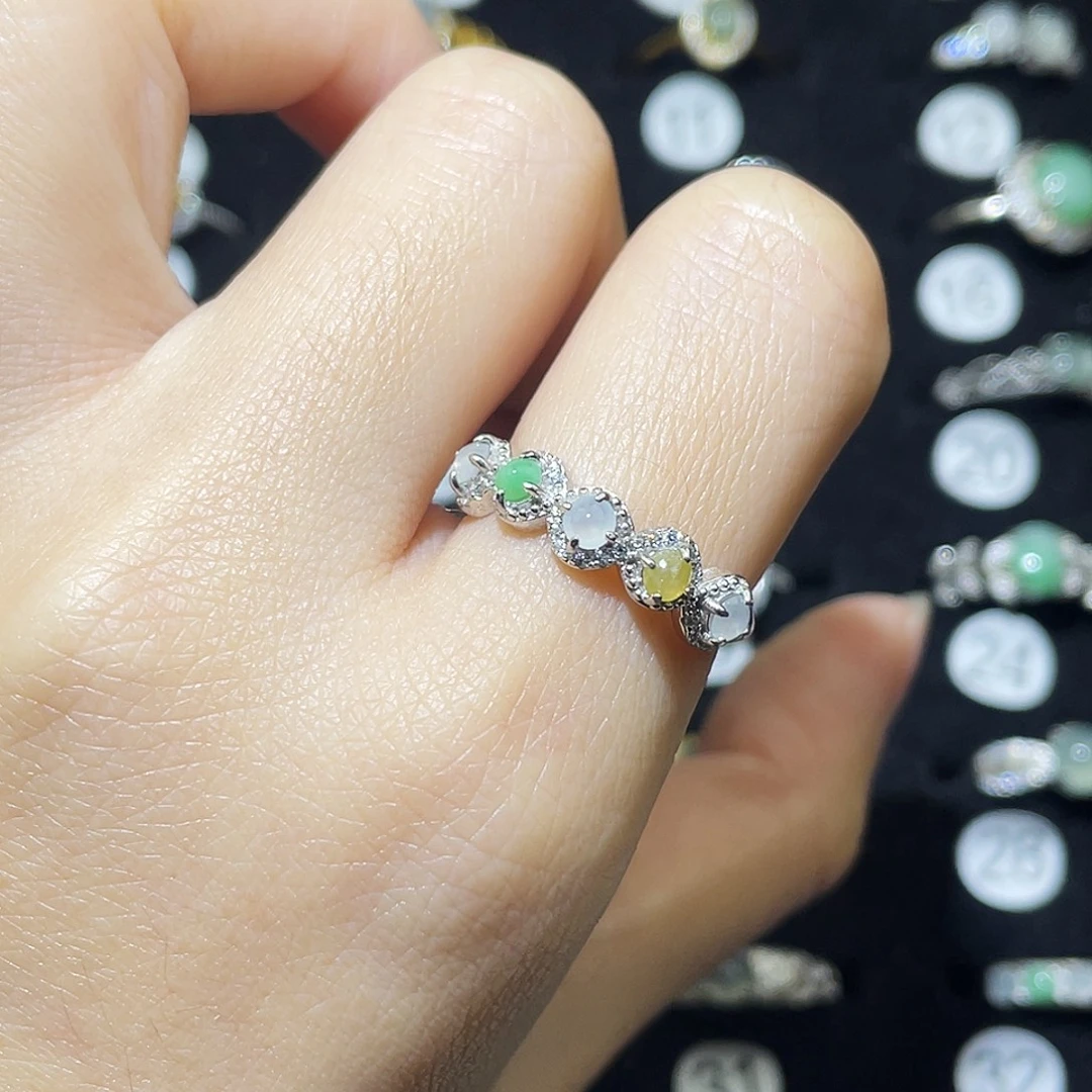 翡翠未镶嵌戒指戒指