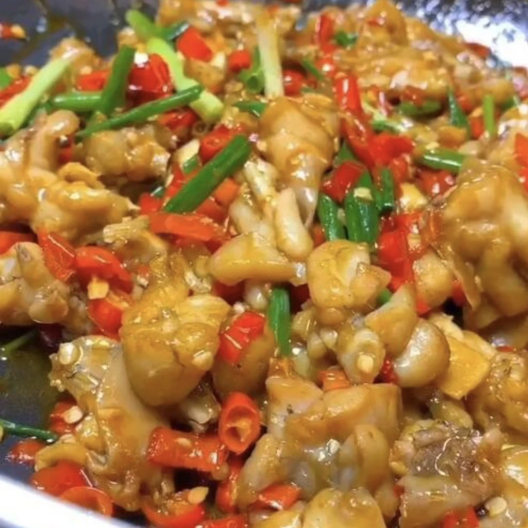 爆炒牛蛙+米饭1份