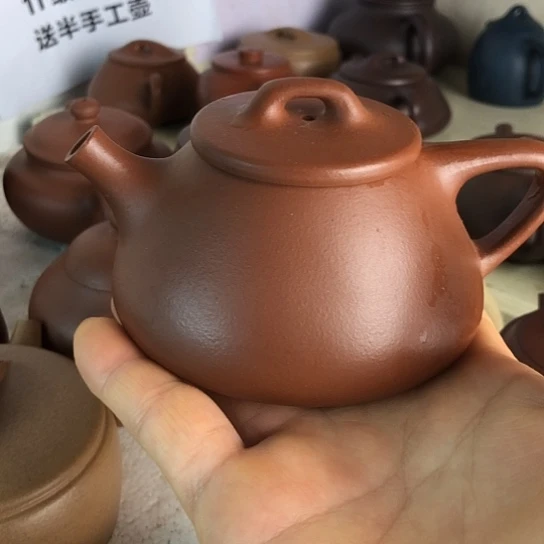 茶壶紫砂紫泥平盖纳底石瓢200豪生有点