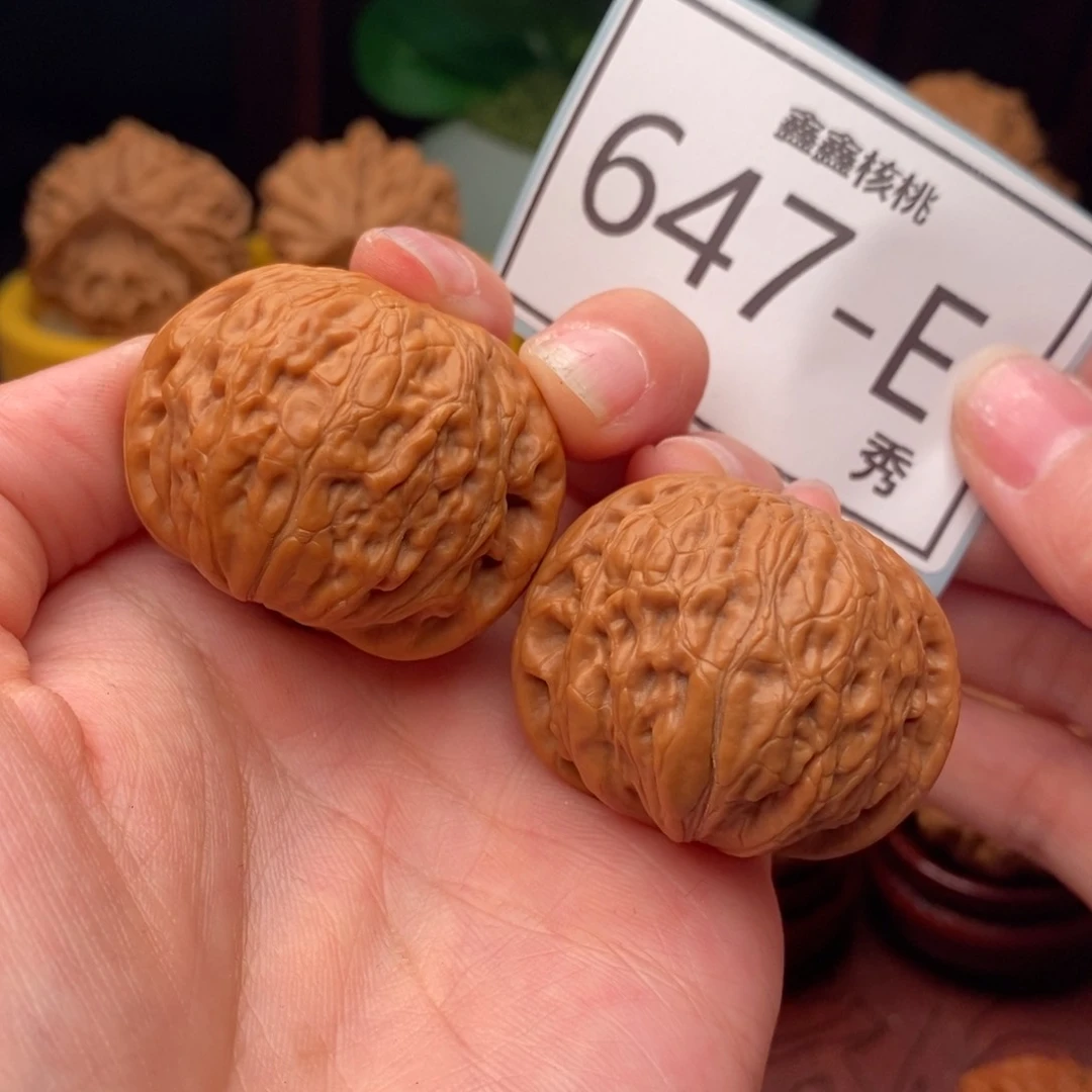 文玩核桃把件铁锤38