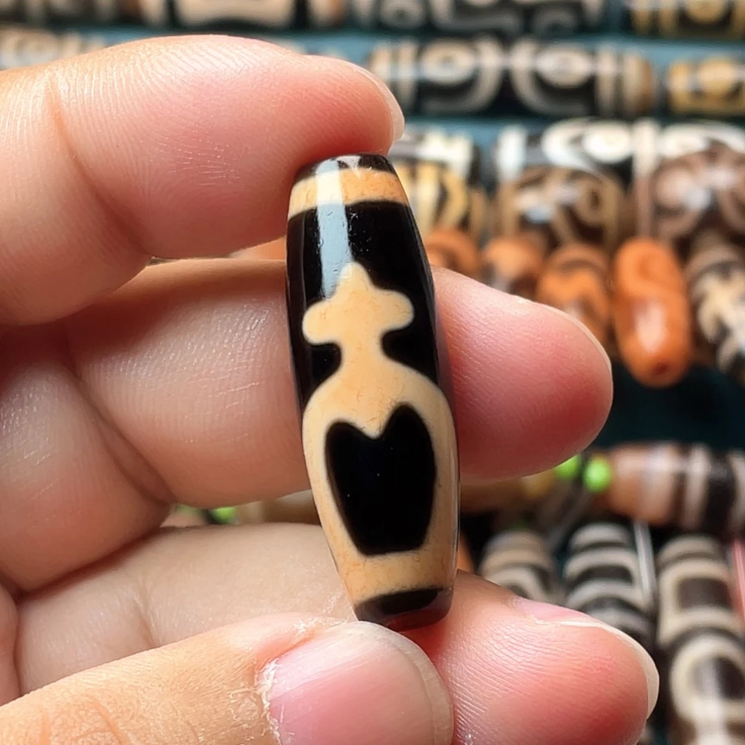 玛瑙/玉髓合金耳饰朱砂粉宝瓶
