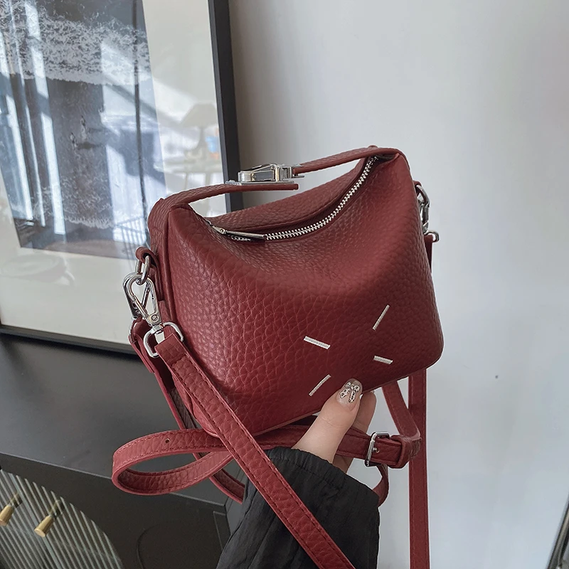 【赛赛定制】2025超火饭盒包流行轻奢小众高级感红色手拎斜挎小包