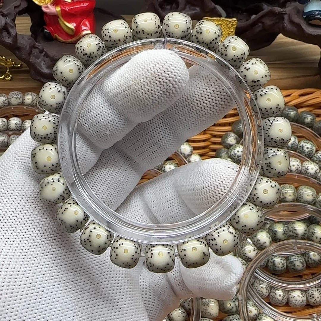 星月菩提吊坠卡10灰冰大眼