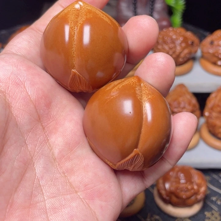 把件橄榄核寿桃手球3.5