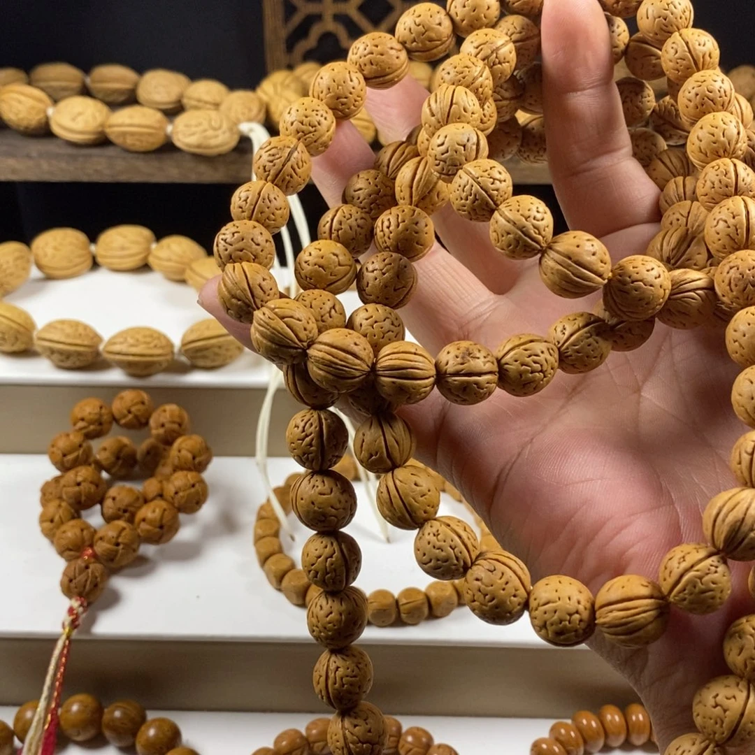 凡***_吊坠桃核桃核脖挂原皮