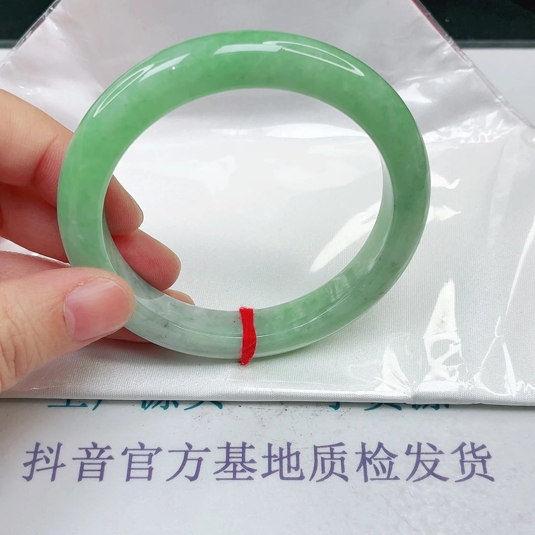 未镶嵌手镯翡翠56