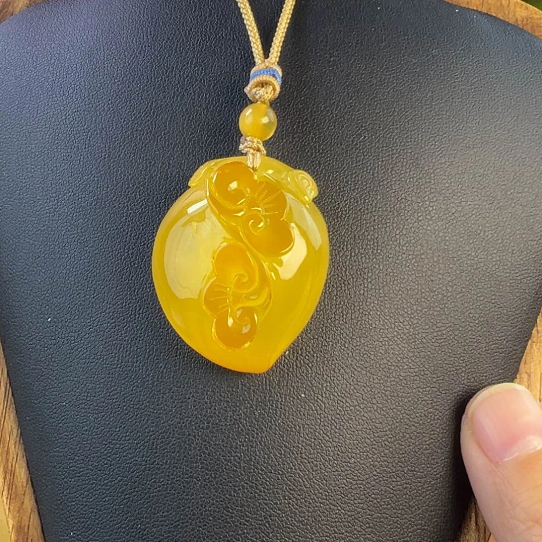 蜜蜡吊坠(赠链)未镶嵌
