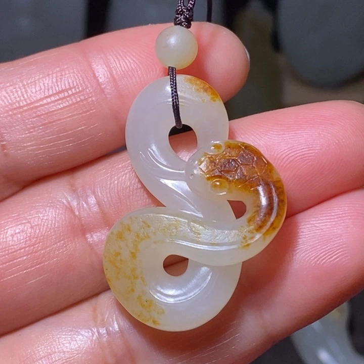 楠****和田玉（子料）未镶嵌颈饰