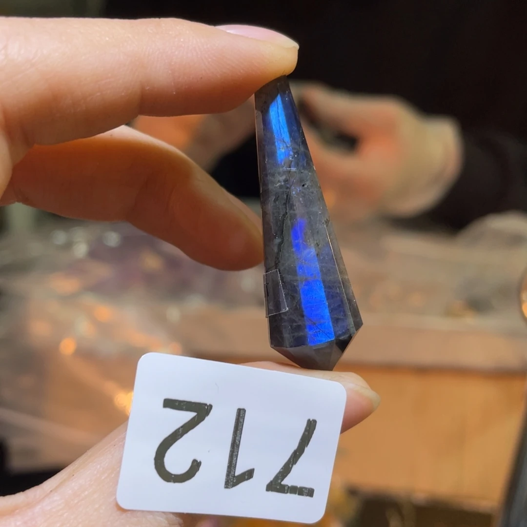 水晶未镶嵌珠宝半成品