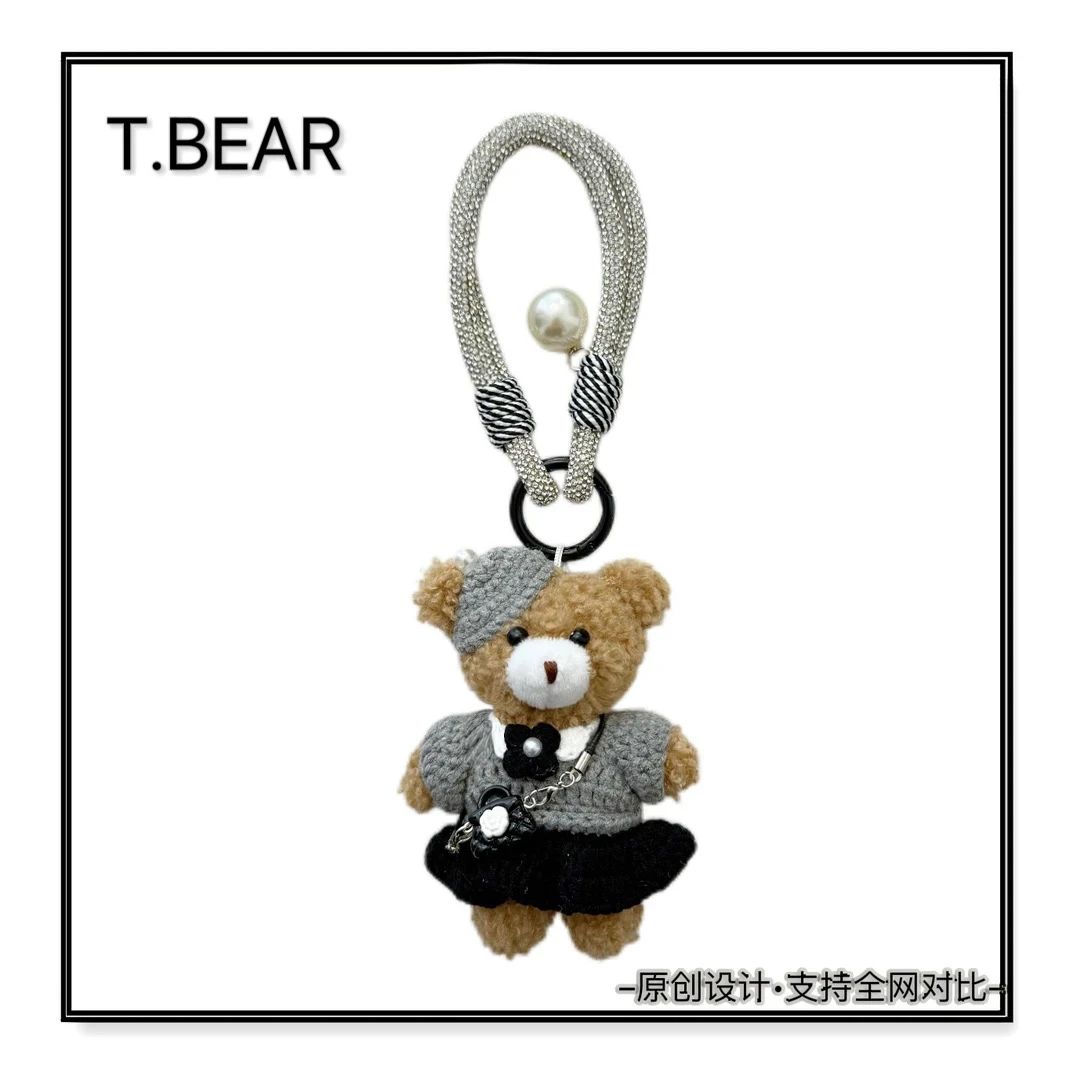 This is Bear•设计师原创包包挂件/手机挂件/车挂件/134财阀千金