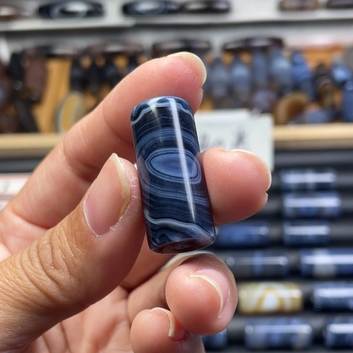 是***呀玛瑙/玉髓散珠正眼