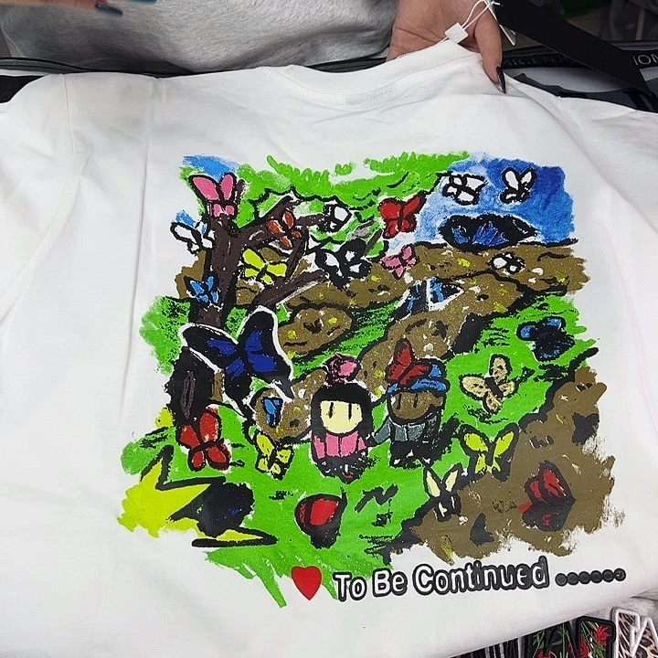 me 蜡笔画 白色 xl 衣长 76 全新 （不退换