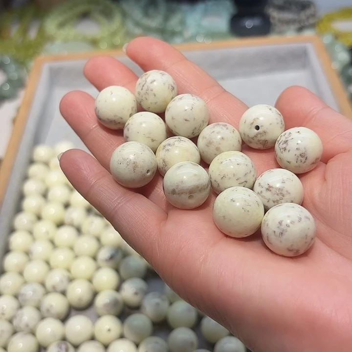 蛇纹石玉未镶嵌手串仲*