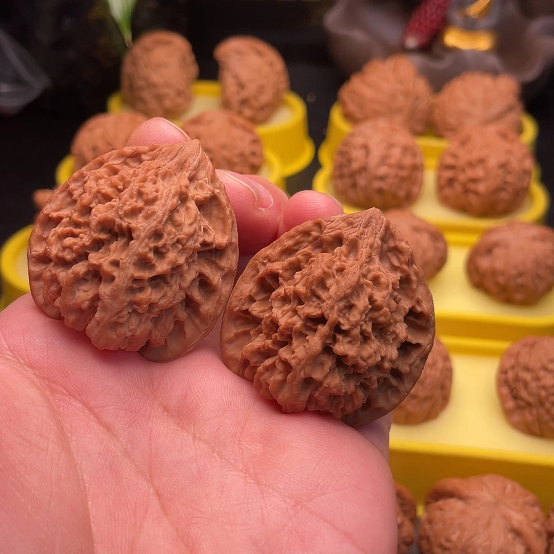 文玩核桃吊坠满天星40