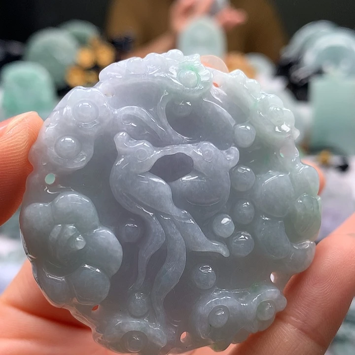 翡翠未镶嵌颈饰花开富贵两面工艺福利