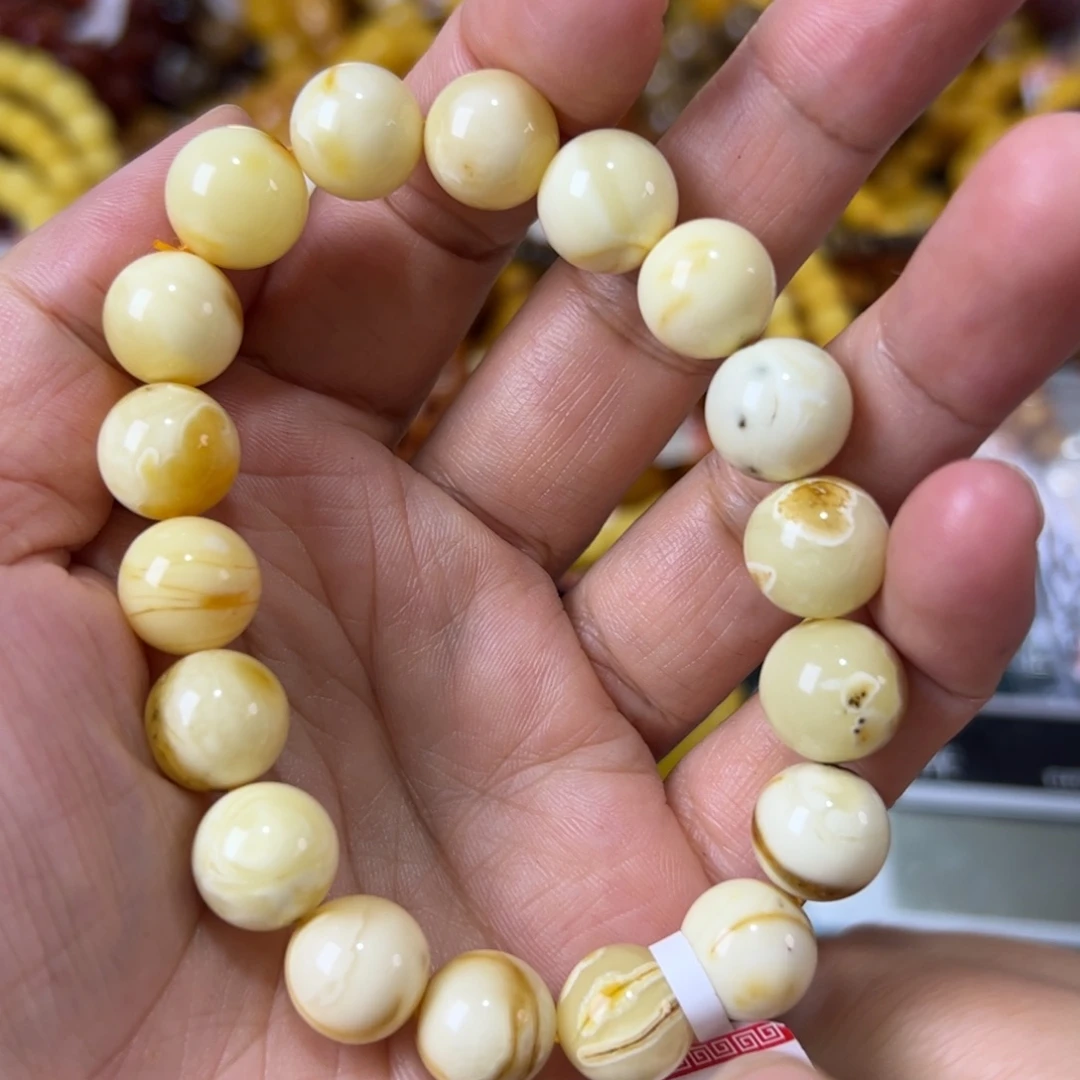 琥珀未镶嵌珠宝奇石266