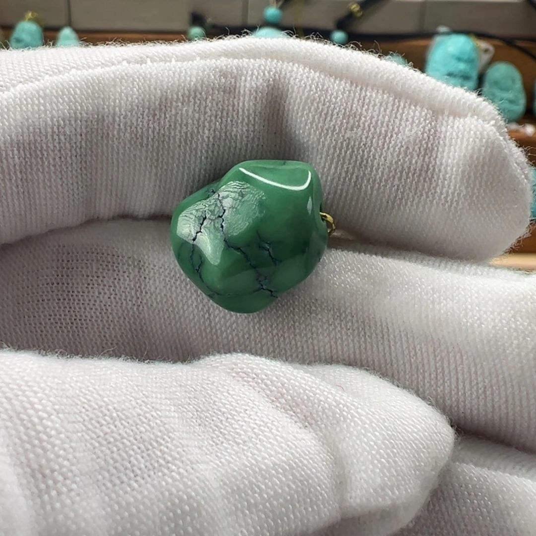 绿松石未镶嵌随形