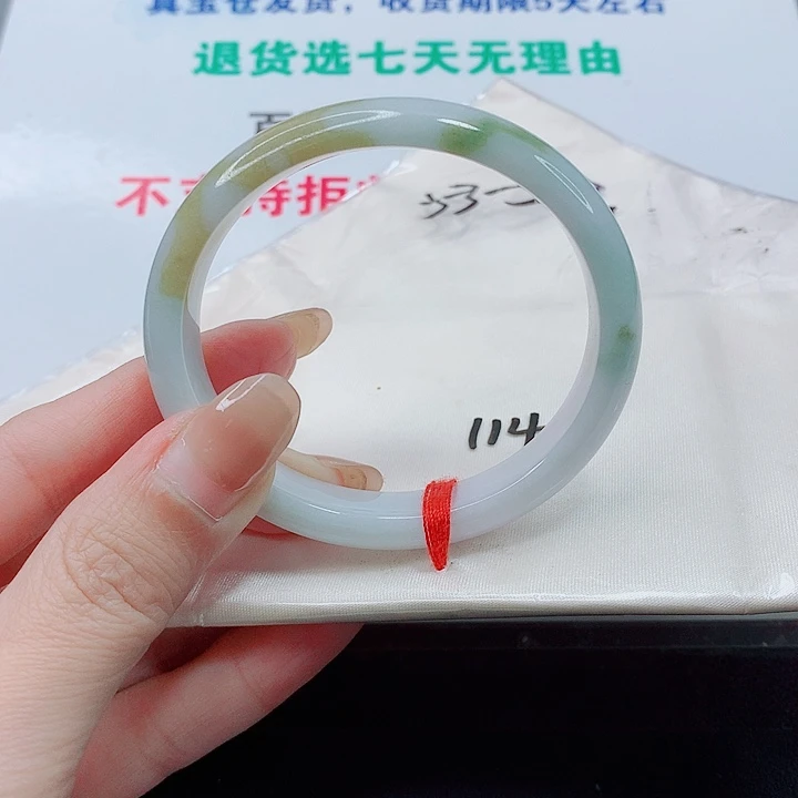 翡翠未镶嵌手镯翡翠
