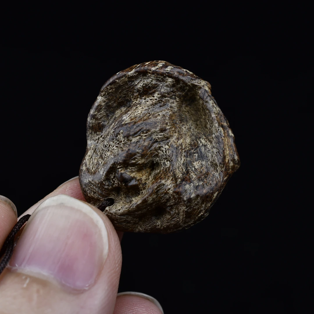 沉香达拉杆野料 2.28克 九分沉吊坠原材 孤品