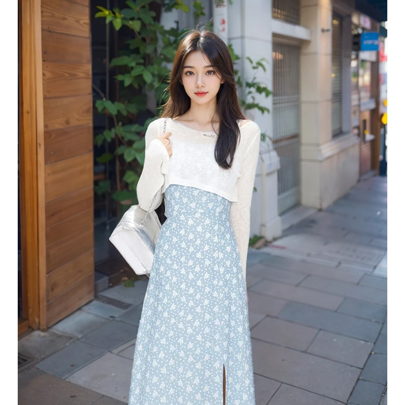 蓝色碎花吊带连衣裙女夏装2024年新款收腰显瘦气质长裙开衫套装女