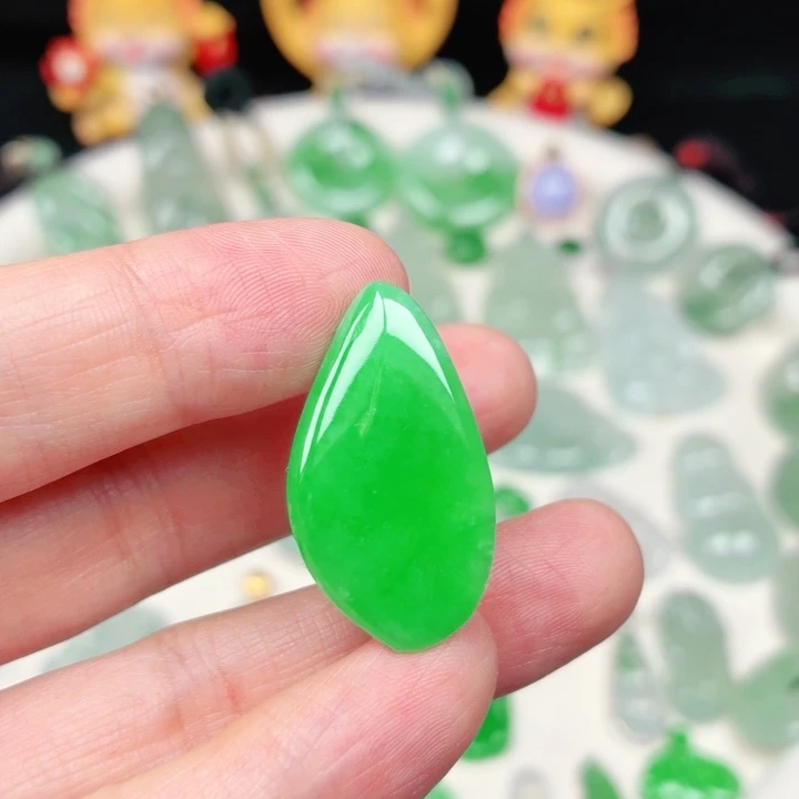 颈饰未镶嵌翡翠缅甸天然A货翡翠