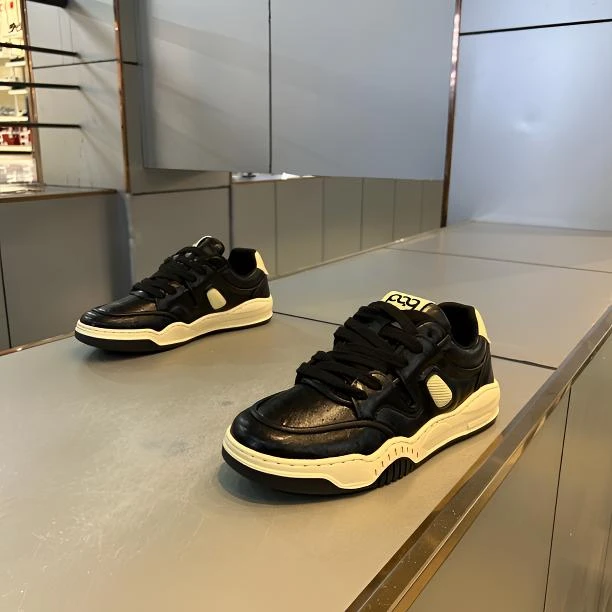 【文麒潮鞋】秋季新款男鞋皮面韩版简约低帮时尚潮流舒适男士休闲鞋