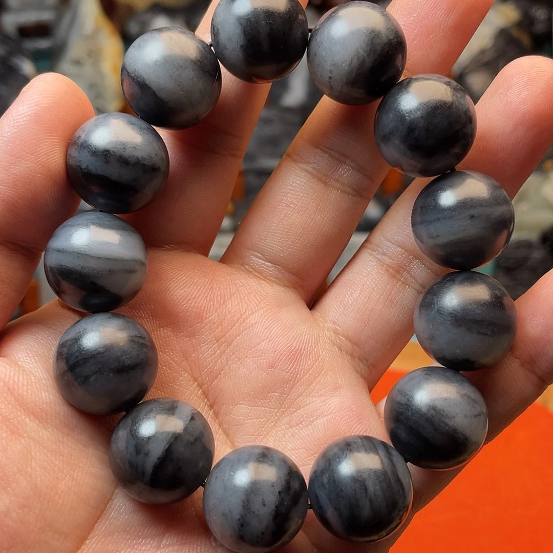 一***净和田玉未镶嵌手串